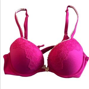 Victoria’s Secret push up bra